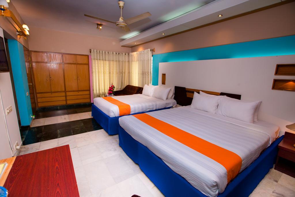 Hotel Golden Deer Dhaka Exterior photo