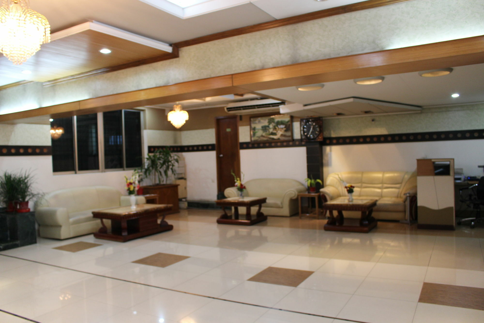 Hotel Golden Deer Dhaka Exterior photo