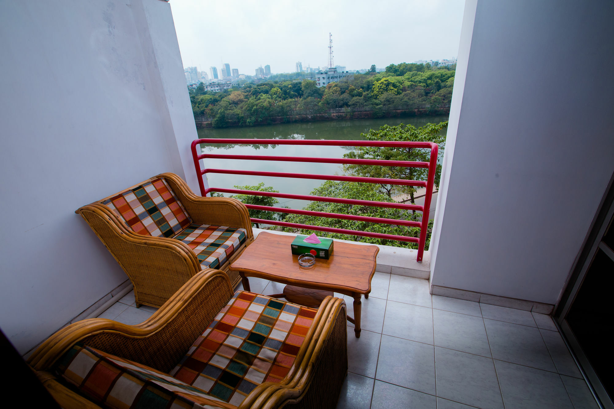 Hotel Golden Deer Dhaka Exterior photo