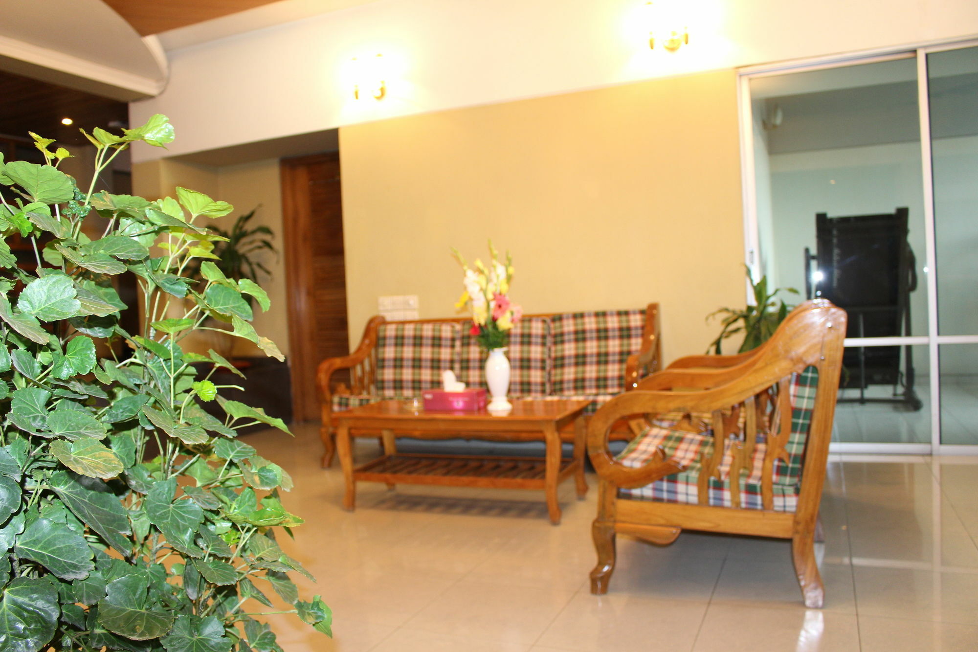 Hotel Golden Deer Dhaka Exterior photo